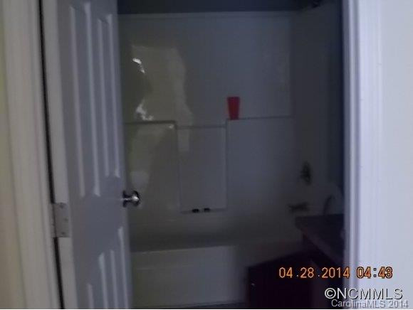 144 Bostwick - Photo 7