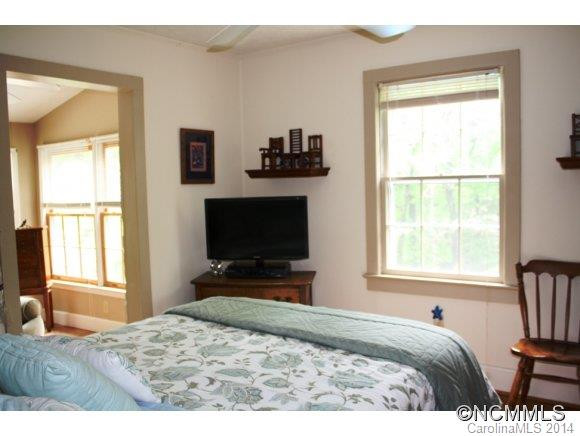 450 Greenville - Photo 12