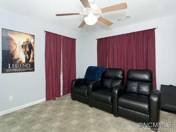 26 Honeysuckle Ln - Photo 8