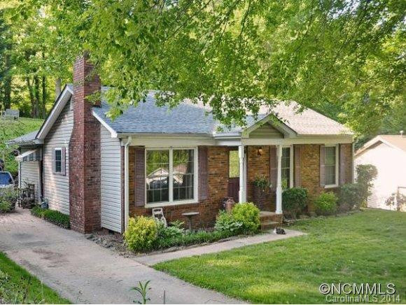 20 LYNWOOD CIRCLE - Photo 2