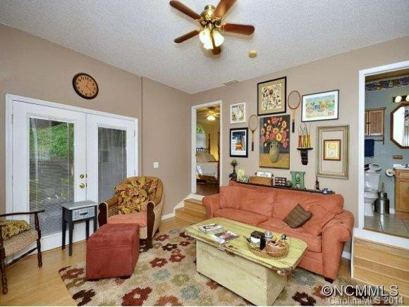 20 LYNWOOD CIRCLE - Photo 8