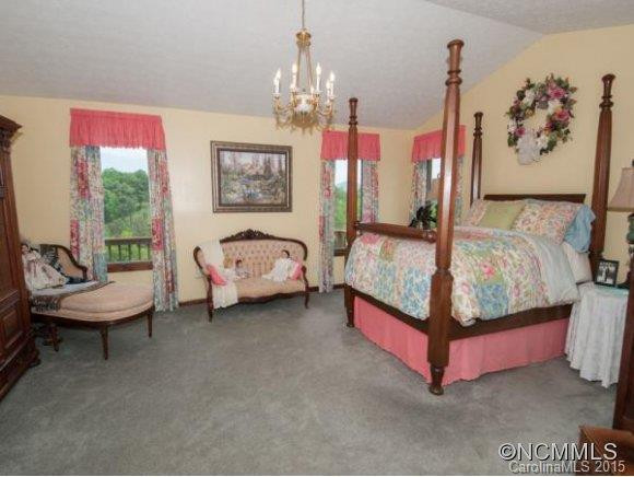 130 ARBOR LANE - Photo 13