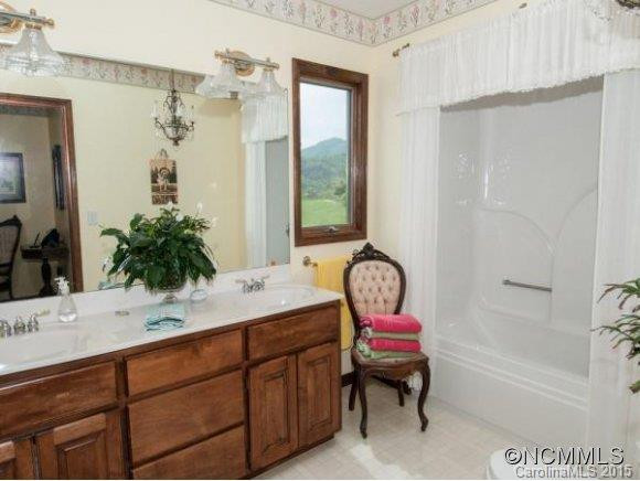 130 ARBOR LANE - Photo 14