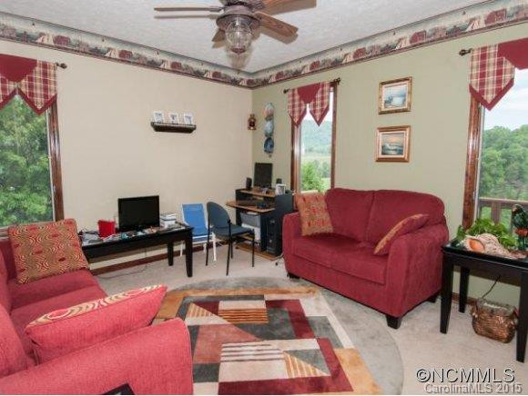 130 ARBOR LANE - Photo 15