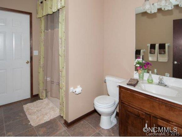 130 ARBOR LANE - Photo 18