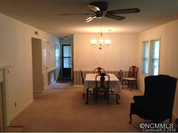 1302 Abbey Circle - Photo 12