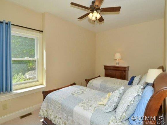 349 ORCHARD CIRCLE - Photo 19