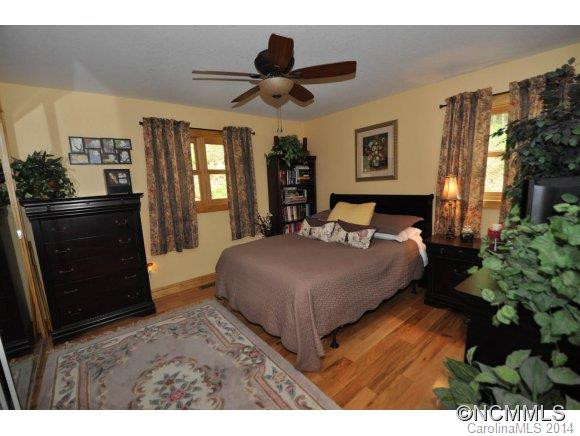 1084 Wesley Creek Rd - Photo 11