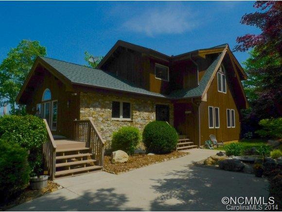2242 Lake Forest Cove