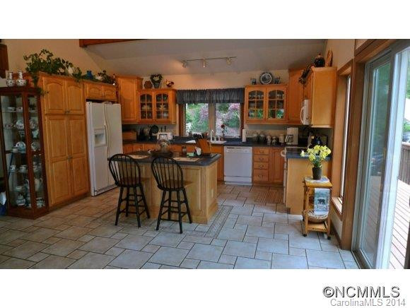 2242 Lake Forest Cove - Photo 2