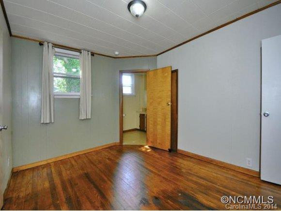 616 THIRD AVENUE WEST - Photo 7