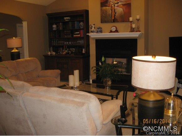 127 Cold Stream Way - Photo 4