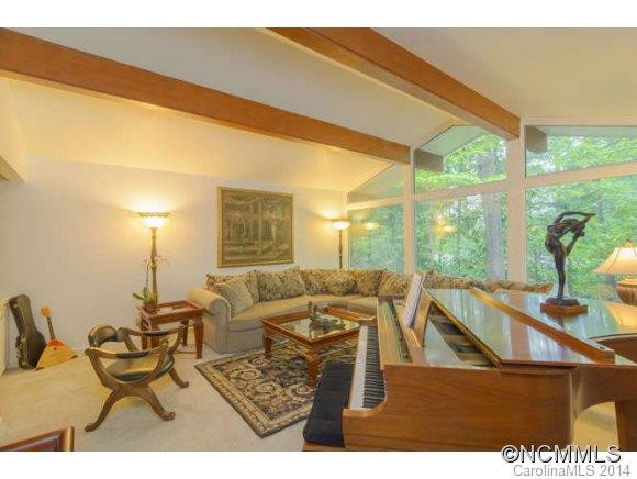 24 Amherst Road - Photo 4