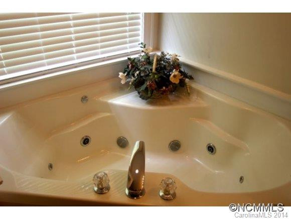 55 Squires Ln - Photo 12