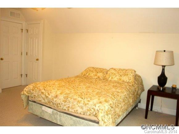55 Squires Ln - Photo 14