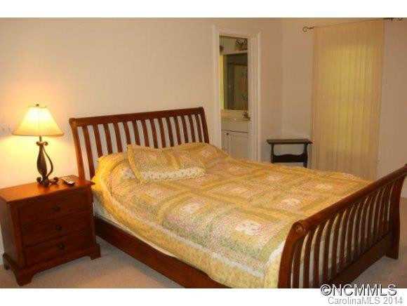 55 Squires Ln - Photo 10