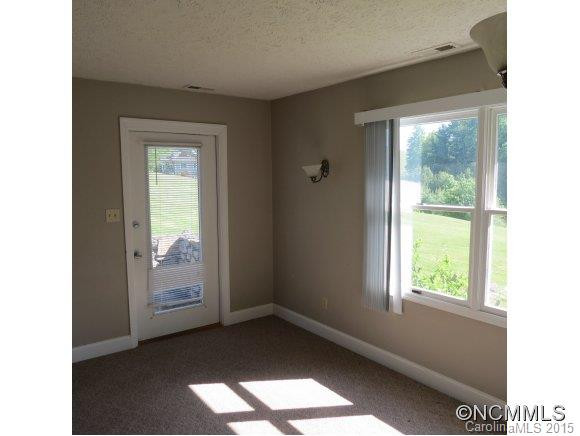 125 Oak Lane - Photo 8