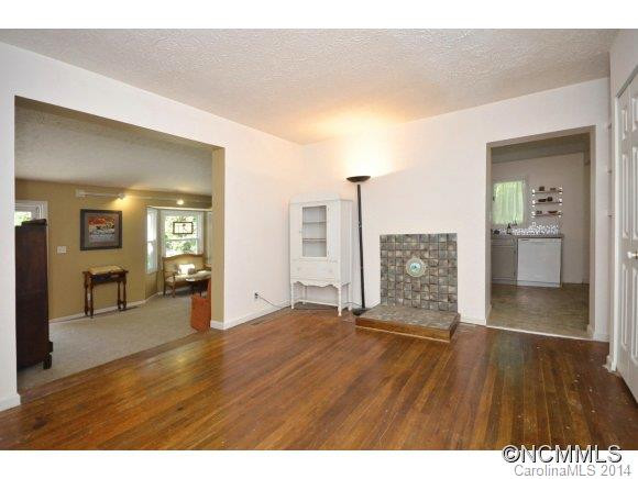 604 Eighth Street - Photo 4