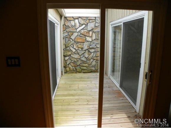 124 Deerlake Drive - Photo 20