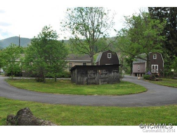 1235 Sulphur Springs Rd - Photo 3