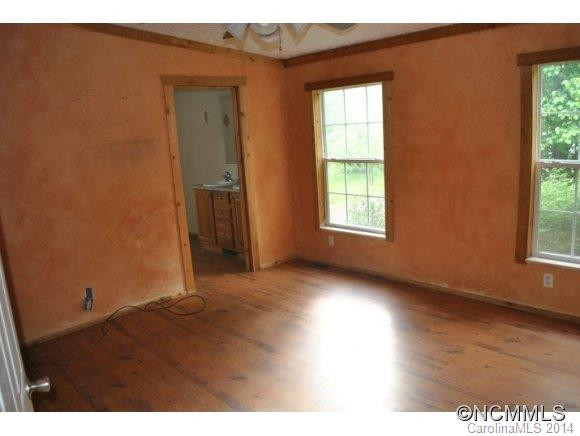 1235 Sulphur Springs Rd - Photo 10