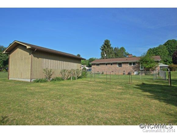 128 Allison Rd - Photo 2