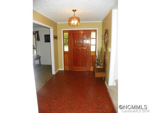 208 Parker Road - Photo 2