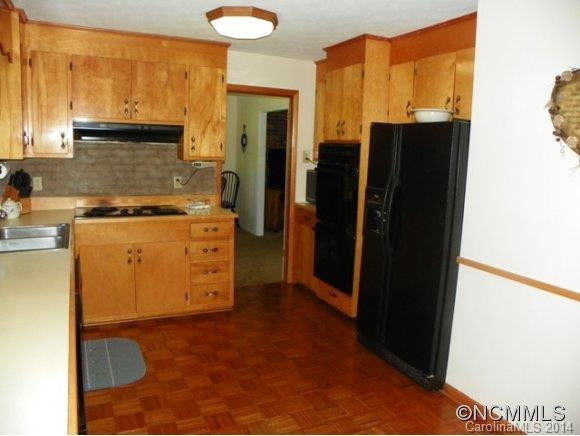 208 Parker Road - Photo 7