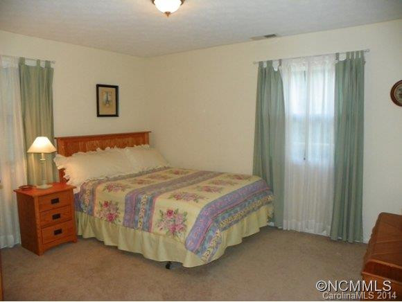 208 Parker Road - Photo 10