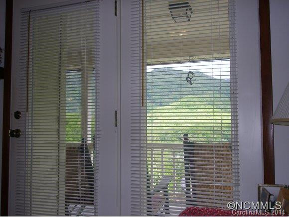 352 LEWIS LANE - Photo 17
