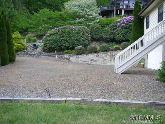 352 LEWIS LANE - Photo 9
