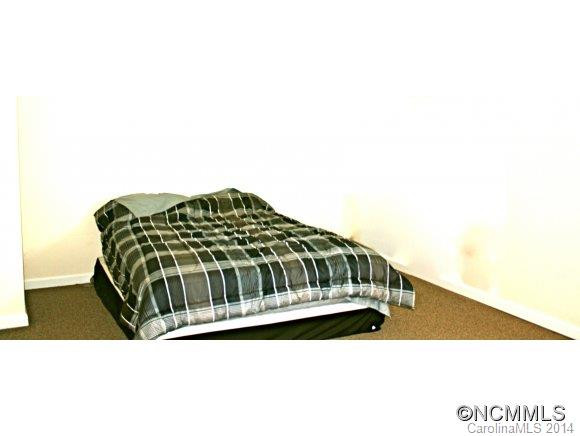 3 Larlyn Lane - Photo 12