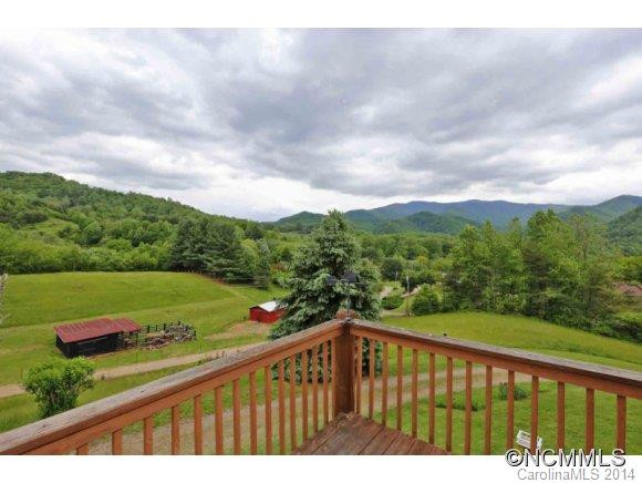 28 Hampshire Lane - Photo 2