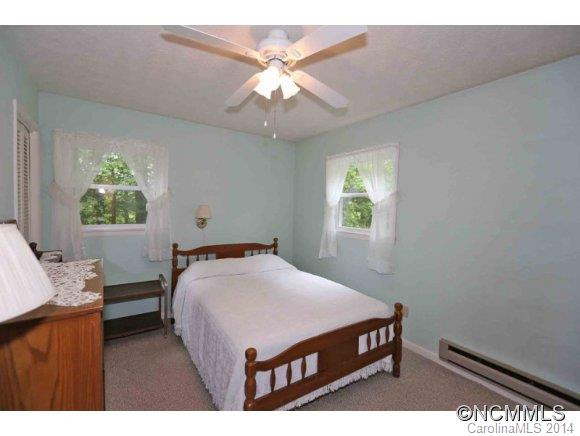 28 Hampshire Lane - Photo 9