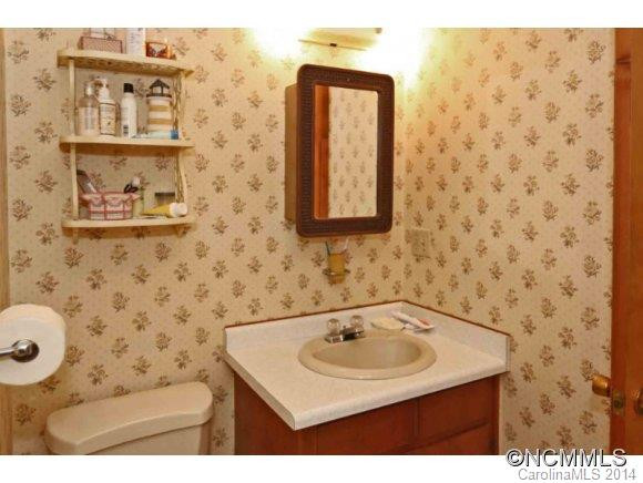 28 Hampshire Lane - Photo 10