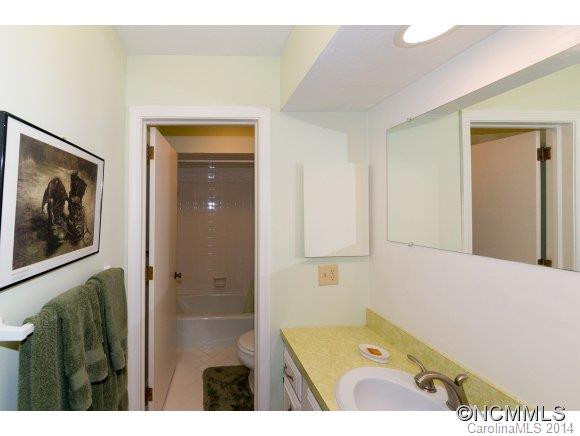 88 Laurelwood Circle W Unit 10 - Photo 20