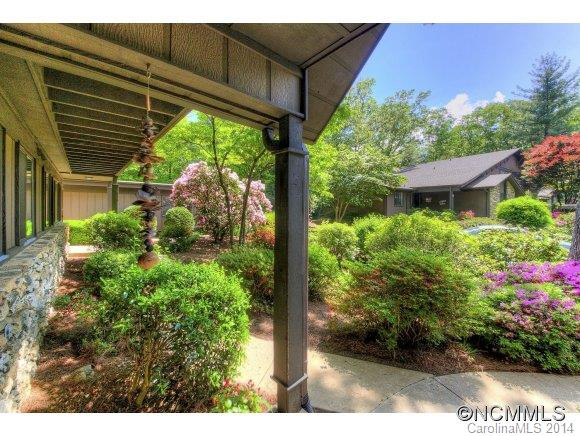 88 Laurelwood Circle W Unit 10 - Photo 3