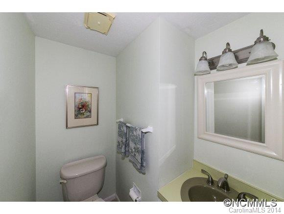 88 Laurelwood Circle W Unit 10 - Photo 22