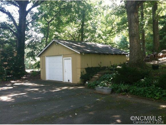 15 Triple Oak Drive - Photo 11
