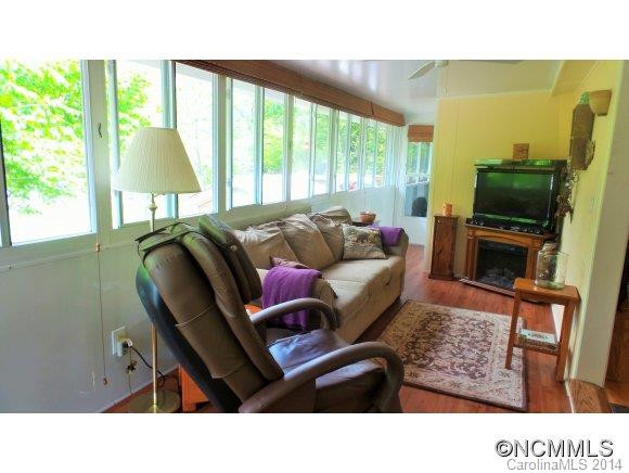 28 Valentine Drive - Photo 4