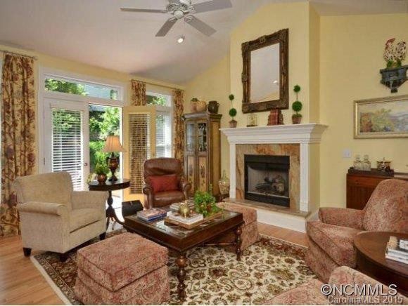 31 CARRIAGE WEST DRIVE - Photo 8
