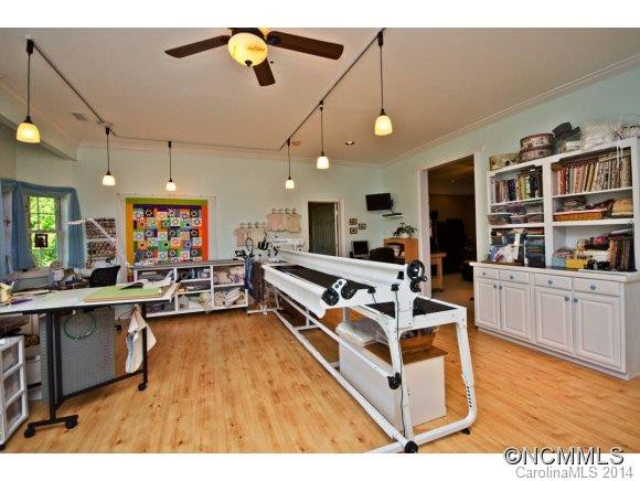 60 Squires Lane - Photo 13