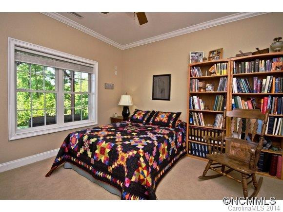 60 Squires Lane - Photo 15