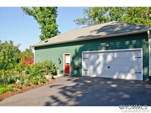 60 Squires Lane - Photo 18