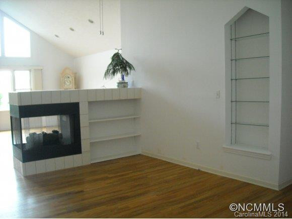 358 Mountain Valley Dr. - Photo 12