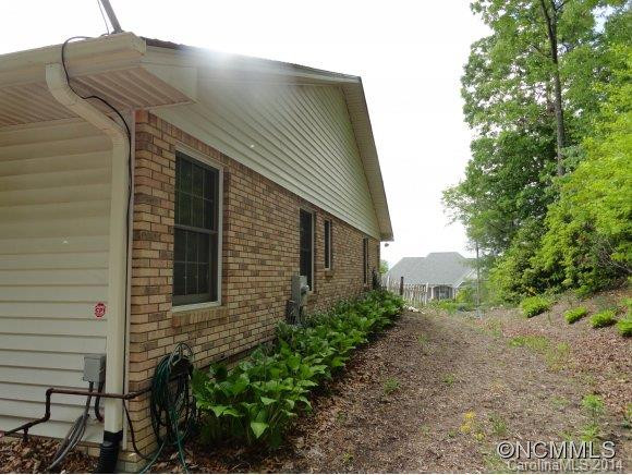 358 Mountain Valley Dr. - Photo 18