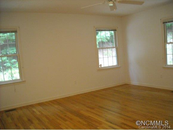 358 Mountain Valley Dr. - Photo 9