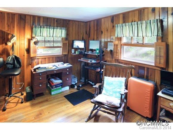 56 Robert E. Lee Drive - Photo 13