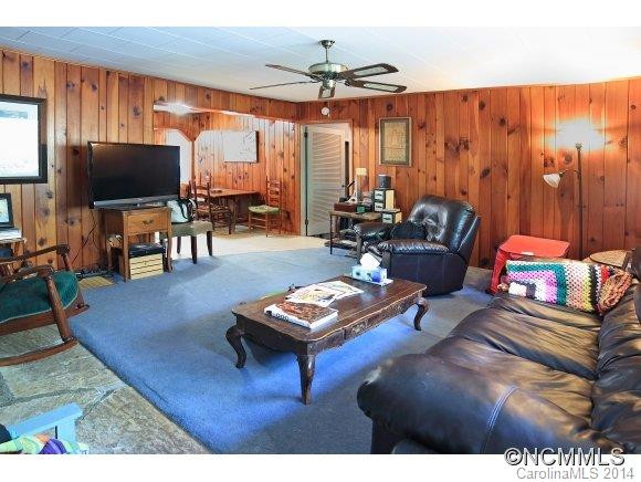 56 Robert E. Lee Drive - Photo 8