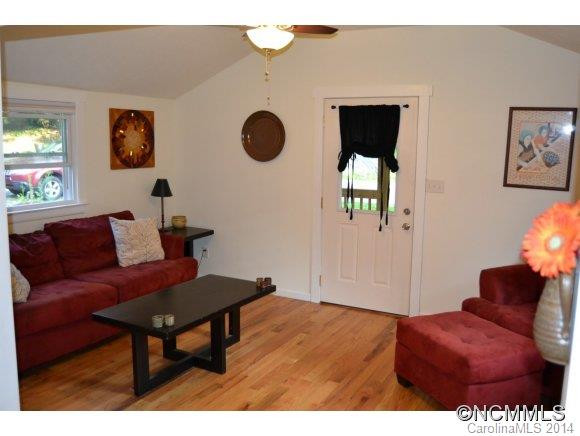 25 Winnfred Street - Photo 6